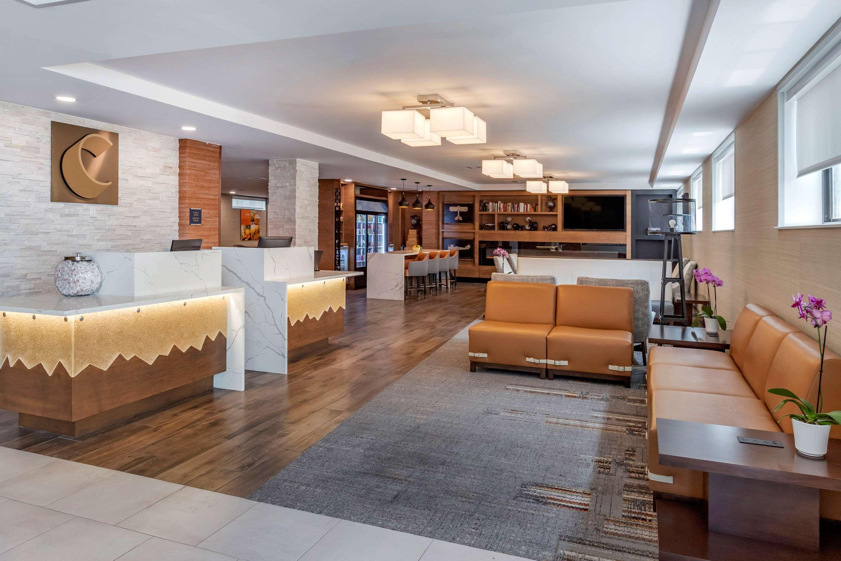 Comfort Inn Jfk Airport Нью-Йорк Экстерьер фото