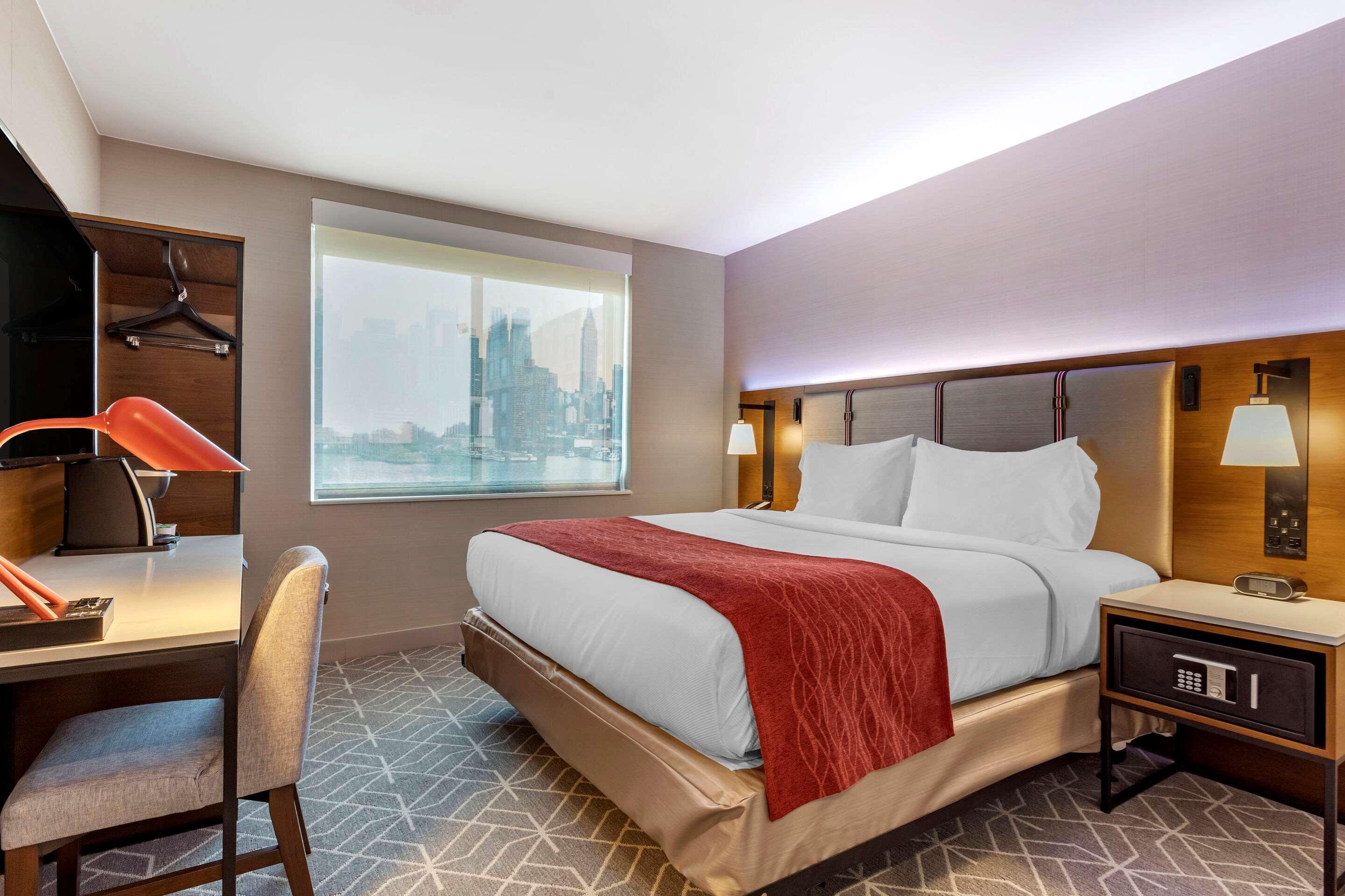 Comfort Inn Jfk Airport Нью-Йорк Экстерьер фото
