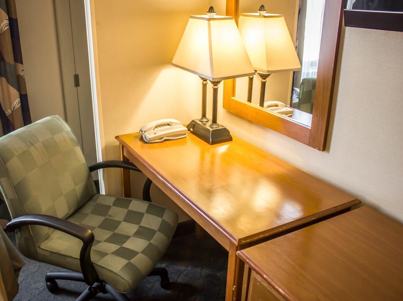 Comfort Inn Jfk Airport Нью-Йорк Экстерьер фото