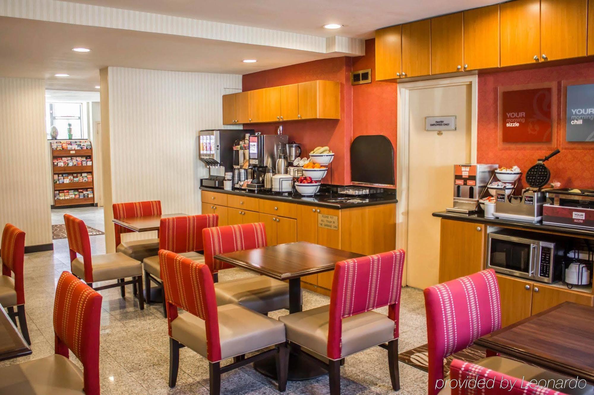 Comfort Inn Jfk Airport Нью-Йорк Экстерьер фото